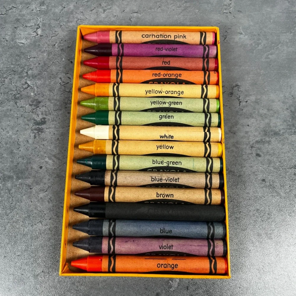 VTG 1940s-50s Crayola 16 Large Crayons No 336 Binney & Smith Different Brilliant
